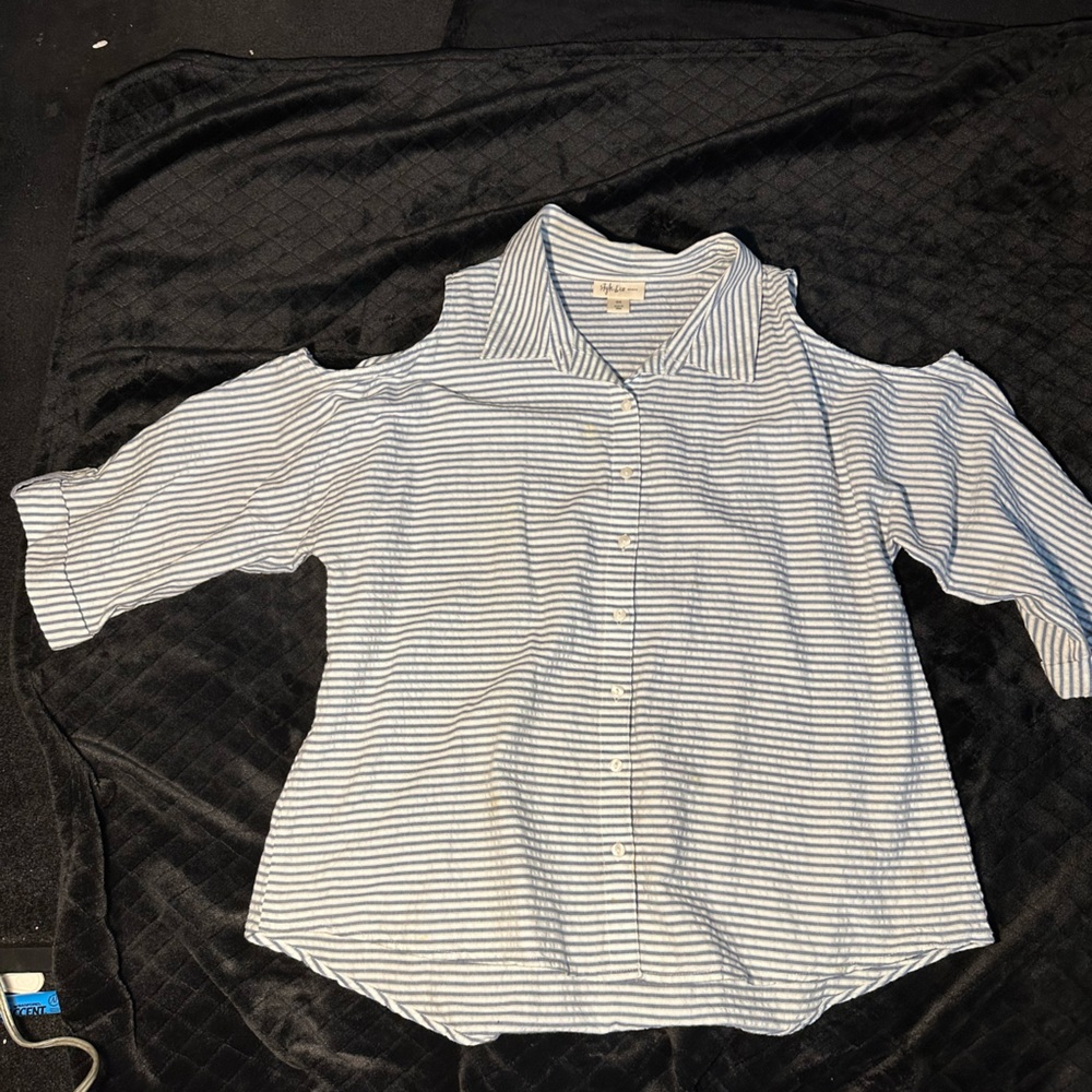Style & Co size 0x. Blue and white pin stripe.